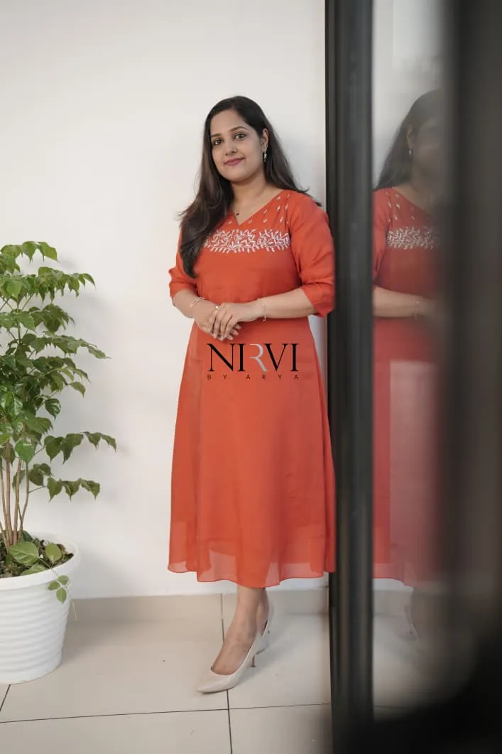 PRETTY MULCHANDERI A-LINE KURTI (With Lining
